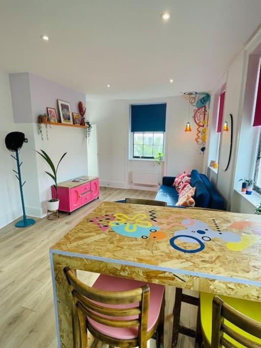 KENT Colourful Apartment In Margate מראה חיצוני תמונה